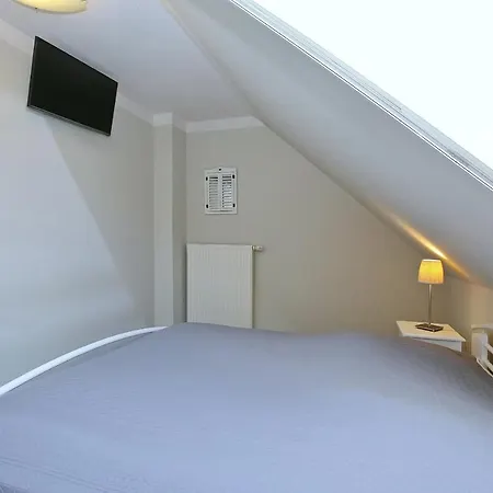 Papillon 08-6 * Boltenhagen (Ostseebad)